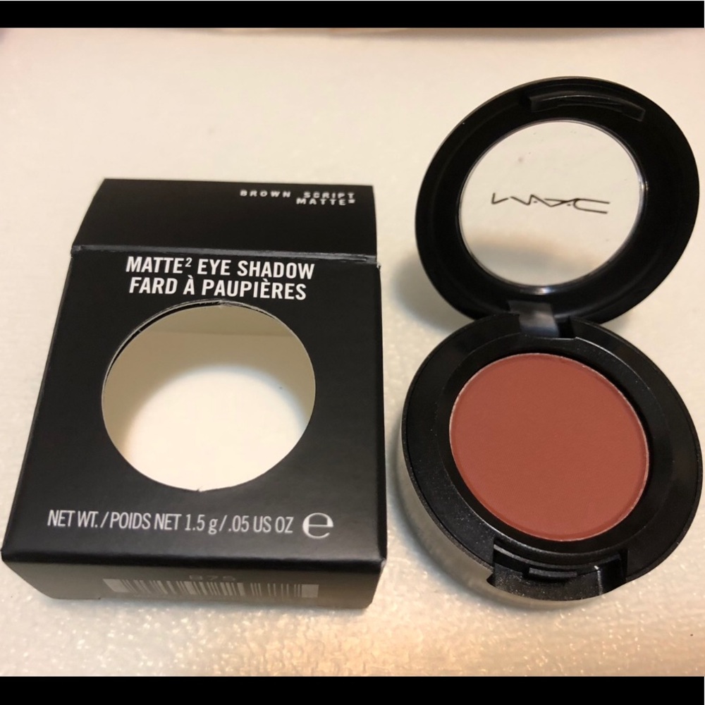 MAC Brown Script Eyeshadow